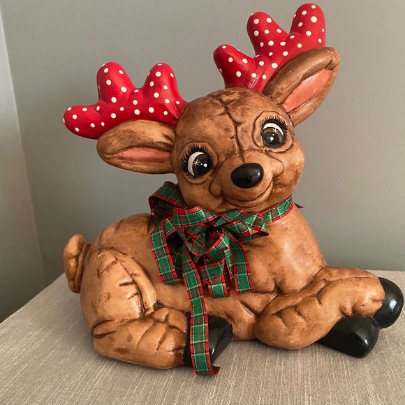 Vintage Ceramic Reindeer Figures Hand Painted Brown with Red Polka Dot Antlers - Picture 7 of 8